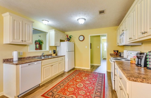 Conway House | Suburban Conway Vacation Rental: 2 Mi to UCA!