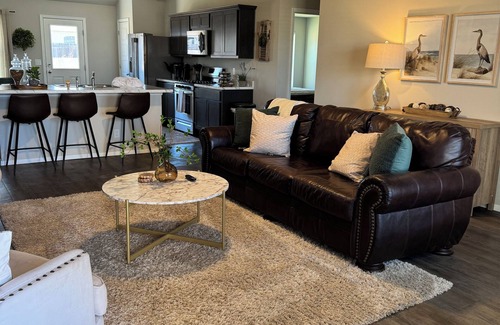 Broken Arrow House | Suburban Retreat with Cozy Comforts