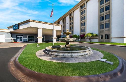 San Angelo Hotel | Suburban Studios San Angelo near Convention Center