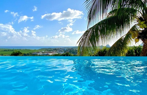 Riviere-Salee Villa | SUD TURQUOISE Martinique 5 rooms swimming pool sea view Rocher du Diamant
