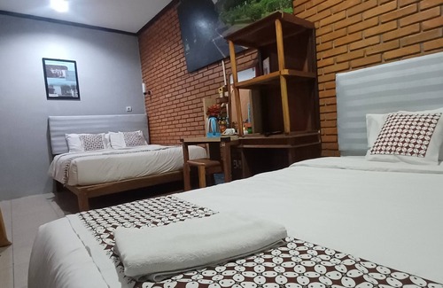 Borobudur House | Sudarno Syariah Homestay