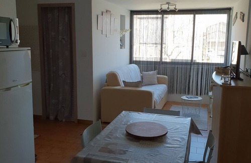 Valras-Plage Apartment | Sudio cabin for 4 people of 25 square meters renovated in early 2019.