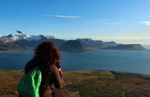 Grundarfjordur House | Sudur-Bár Guesthouse