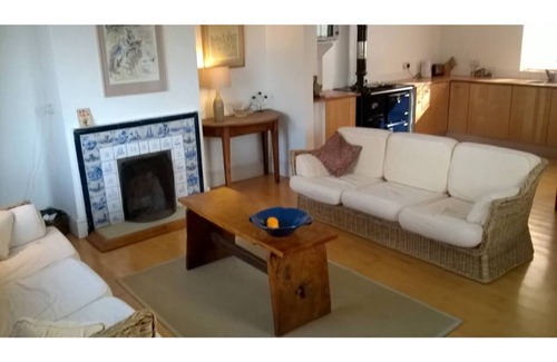 Martlesham Heath Cottage | Suffolk country cottage. `Snug, modest not deluxe.