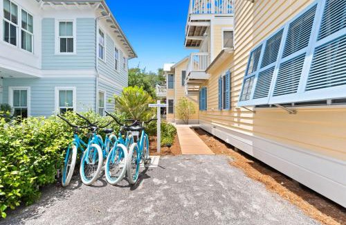 Seaside House | Sugar and Spice