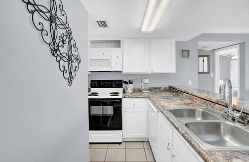 Orange Beach Condo | Sugar Beach 144 Gulf Front Condo