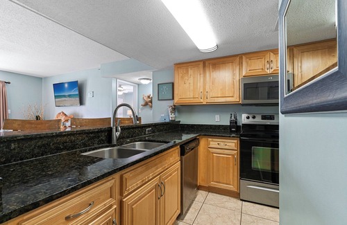 Ono Island Condo | Sugar Beach 221 | 4 Beachfront Pools & Snack Bar | My Beach Getaways
