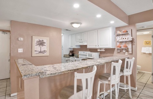 Orange Beach Condo | Sugar Beach #257 - Charming condo on the beach!