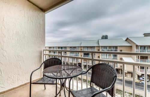 Orange Beach Hotel | Sugar Beach Condominiums #311