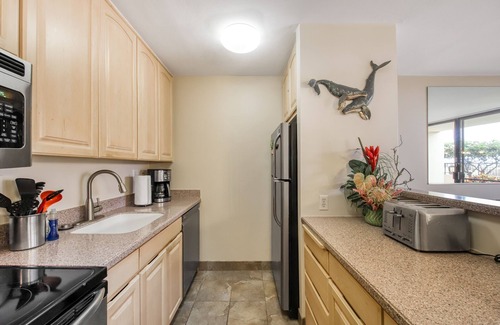 Kihei Condo | Sugar Beach Resort Condo Perfect for Beach Escapes - Surf, Snorkeling, Pool