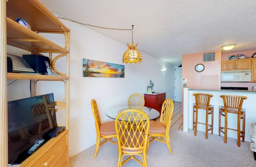 Kihei Condo | Sugar Beach Resort Condo w/A/C, Private W/D-Great Location