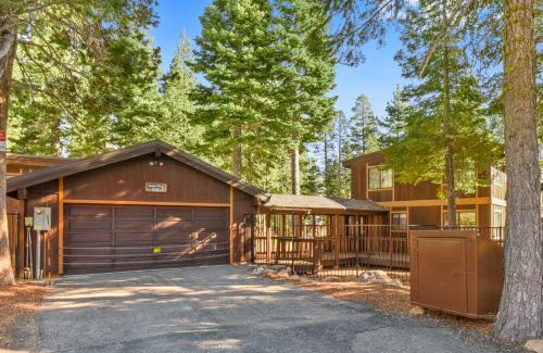 Tahoe City House | Sugar Bear Lodge Estate