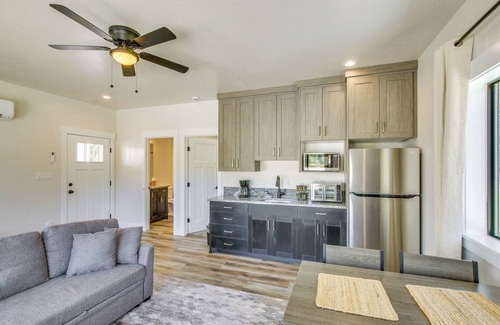 Preston Apartment | 'Sugar Creek Apartment' on Cub River: Shared Yard!