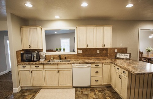 Sugar City House | Sugar House- 75 miles to West Yellowstone and Jackson Hole, WY.