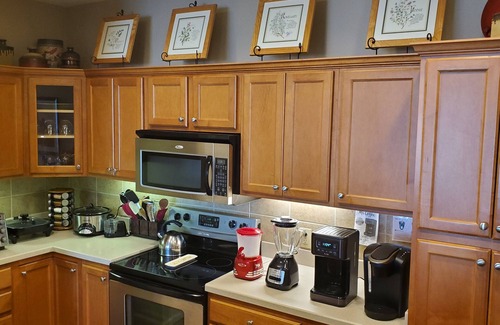 Sugar Mountain Condo | Sugar Luxe– Spectacular Sunsets, Skiing, and Serenity