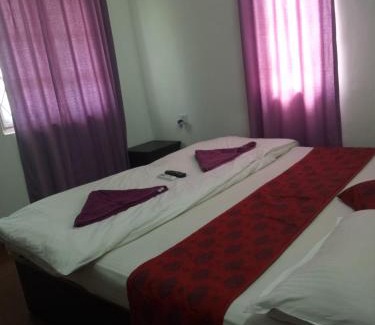 Baga Bed & Breakfast | Sugar Plum Macedo Palms