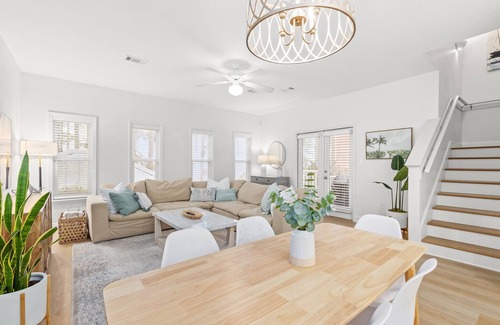 Santa Rosa Beach House | Sugar Sand Beaches 30A~Pools~Bikes~Lake View