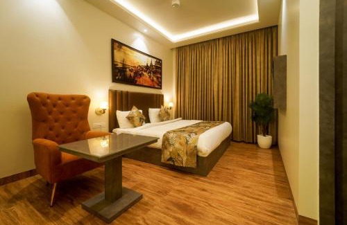 Mahmoorganj Hotel | Sugar Stars Inn