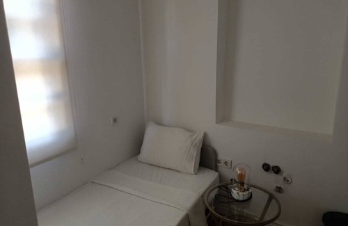 Kaleici House | Suit room with kıtchenette and balcony