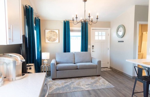 Palmer Apartment | Suite 10 Downtown Palmer