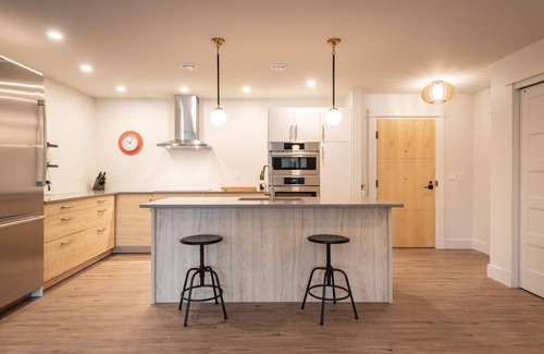 Wolfville Apartment | Suite 203 - 470 Main