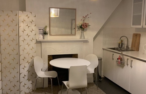 Belsize Park Apartment | Suite 5,Belsize Park