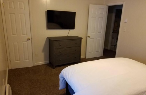 Charlotte Apartment | Suite 6, Sleep 4, Walk to Attractions in Uptown