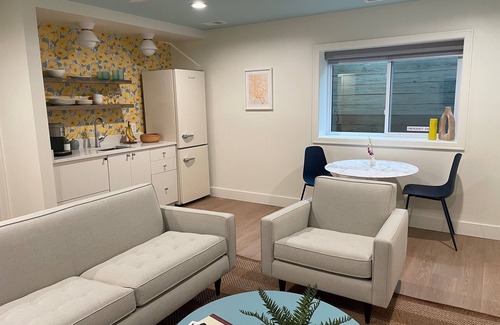 Saugatuck Apartment | Suite #9, The Sunflower @ Porches On Mason - Prime downtown location.