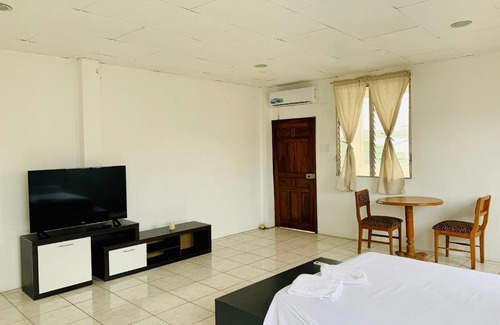 Machala Apartment | Suite amplia con vista en Machala