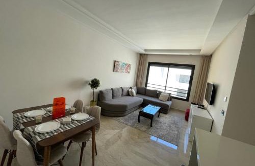 Anfa Apartment | SUITE APPARTEMENT BOURGOGNE 2 pièces