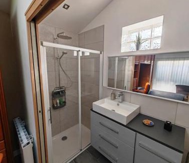 Pin - Vert Galant House | Suite avec parking 24h du mans