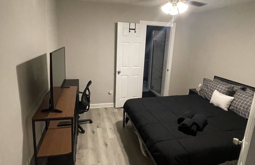 Church Street House | Suite B has everything you need!