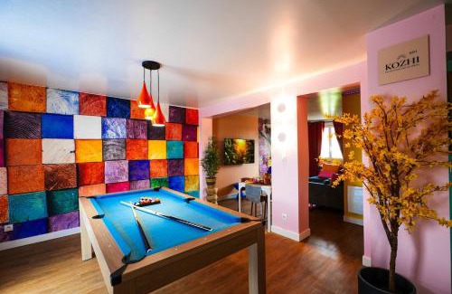 Plouay Apartment | Suite Bretagne - Billard, Spa, Ciné- Proche Lorient