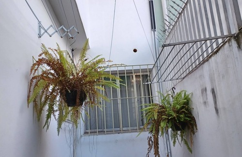 Brooklin Novo House | Suite-BROOKLIN- Fridge-Fan - 10 min walk from Campo Belo subway.