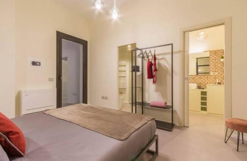 Historic Castle District Apartment | Suite Cagliari -99-