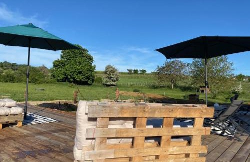 Bourg-sur-Gironde Bed & Breakfast | Suite campagnarde près Bordeaux, vue sur les vignes au Château Camponac