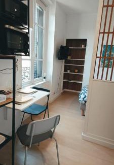 Dinan - Saint-Malo Apartment | Suite Chezy Dinan - HyperCentre Rennes - 2 personnes - Second Lodge