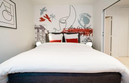 Saint-Thomas-d'Aquin Apartment | SUITE COCTEAU : au cœur de la Rive Gauche, neuf, design, 2/4/6 personnes