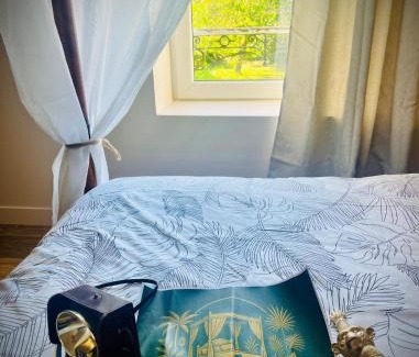 Limoges Apartment | Suite Eden Jungle, nuit romantique à 2, evasion tropicale