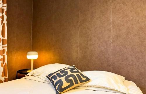 Republique - Tolstoi Apartment | Suite Eltone