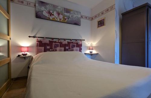 Perassay Bed & Breakfast | Suite familiale paisible avec activités en plein air et confort moderne - FR-1-591-447