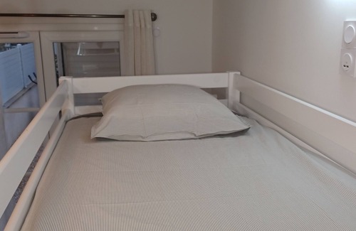 Montevrain Bed & Breakfast | Suite Familiale Près de Disney !