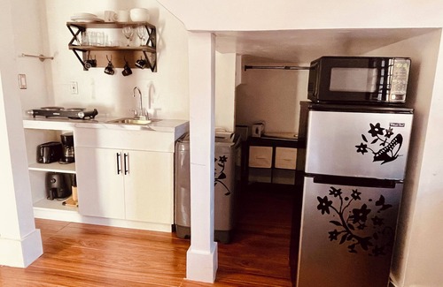 SilverLakes Apartment | Suite for 2 . Water views ,parking space ,great location