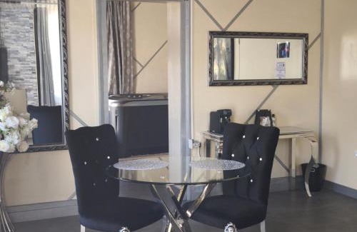 Charavines Hotel | Suite Hollywood by les spa de venus