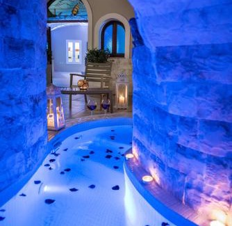 Fira Villa | Suite Home Santorini