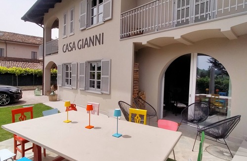 La Morra House | Suite in villa close to ALBA (Suite ROERO)