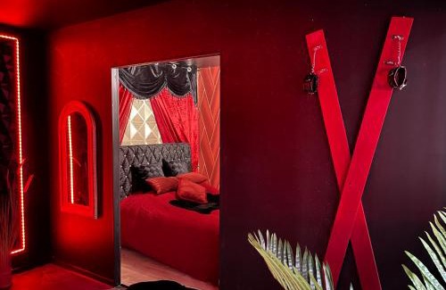 Saint-Die Apartment | Suite Jeux d’Amour Jacuzzi/Love Room