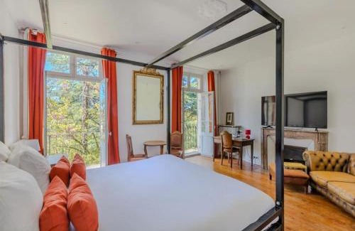 Nyons Bed & Breakfast | Suite La Duchesse - SPA-JACUZZI - MASSAGE- SAUNA - 4 SAISONS - Piscine chauffée Toute l'année - 800m centre ville