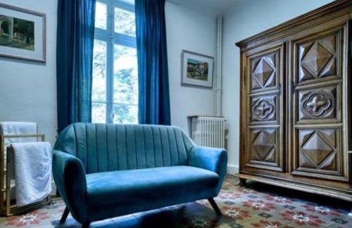Nyons Bed & Breakfast | Suite La Duchesse - SPA-JACUZZI - MASSAGE- SAUNA - 4 SAISONS - Piscine chauffée Toute l'année - 800m centre ville