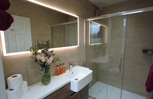 Crianlarich Bed & Breakfast | Suite-Large-Ensuite-2 bedroom